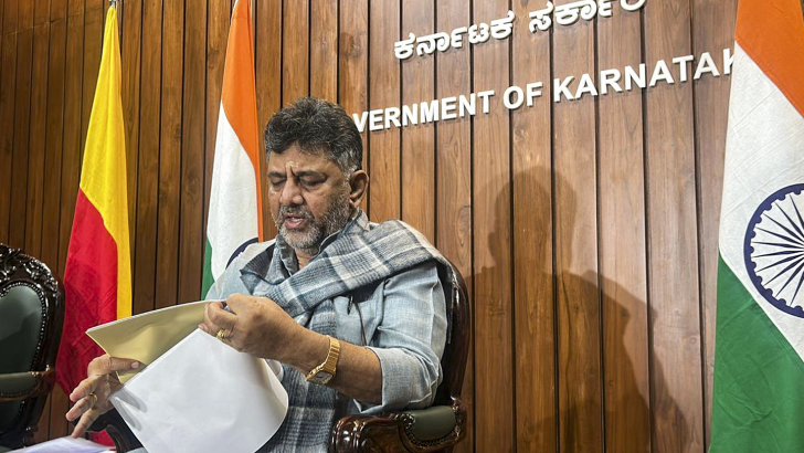 https://salarnews.in/public/uploads/images/newsimages/maannewsimage10092025_001411_Karnataka Dy CM.png